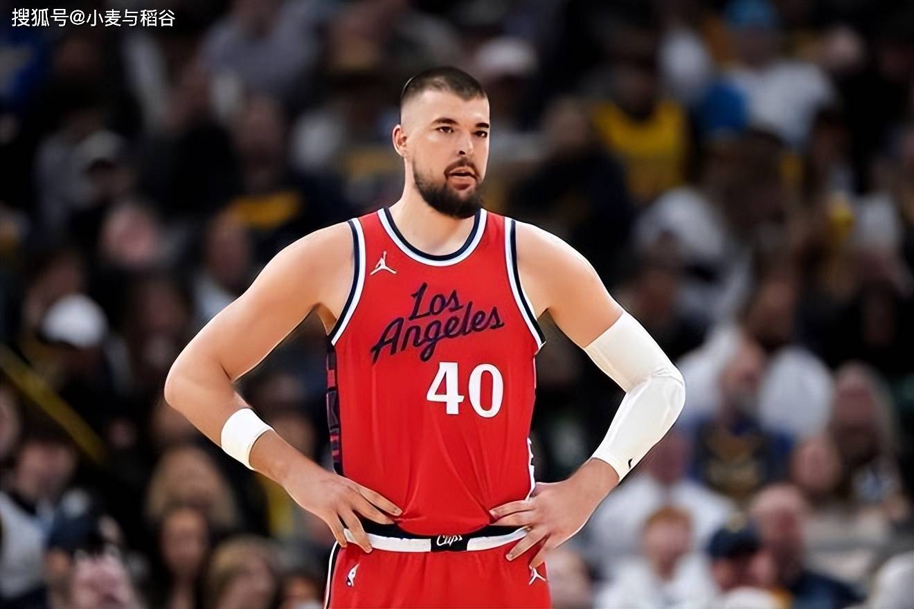 整体, 中锋了, 次失误和 整体, 中锋了, 次失误和