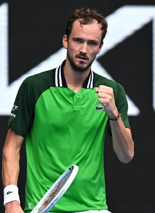 杀进四强, 拖进决胜盘, 鏖战三盘 杀进四强, 拖进决胜盘, 鏖战三盘