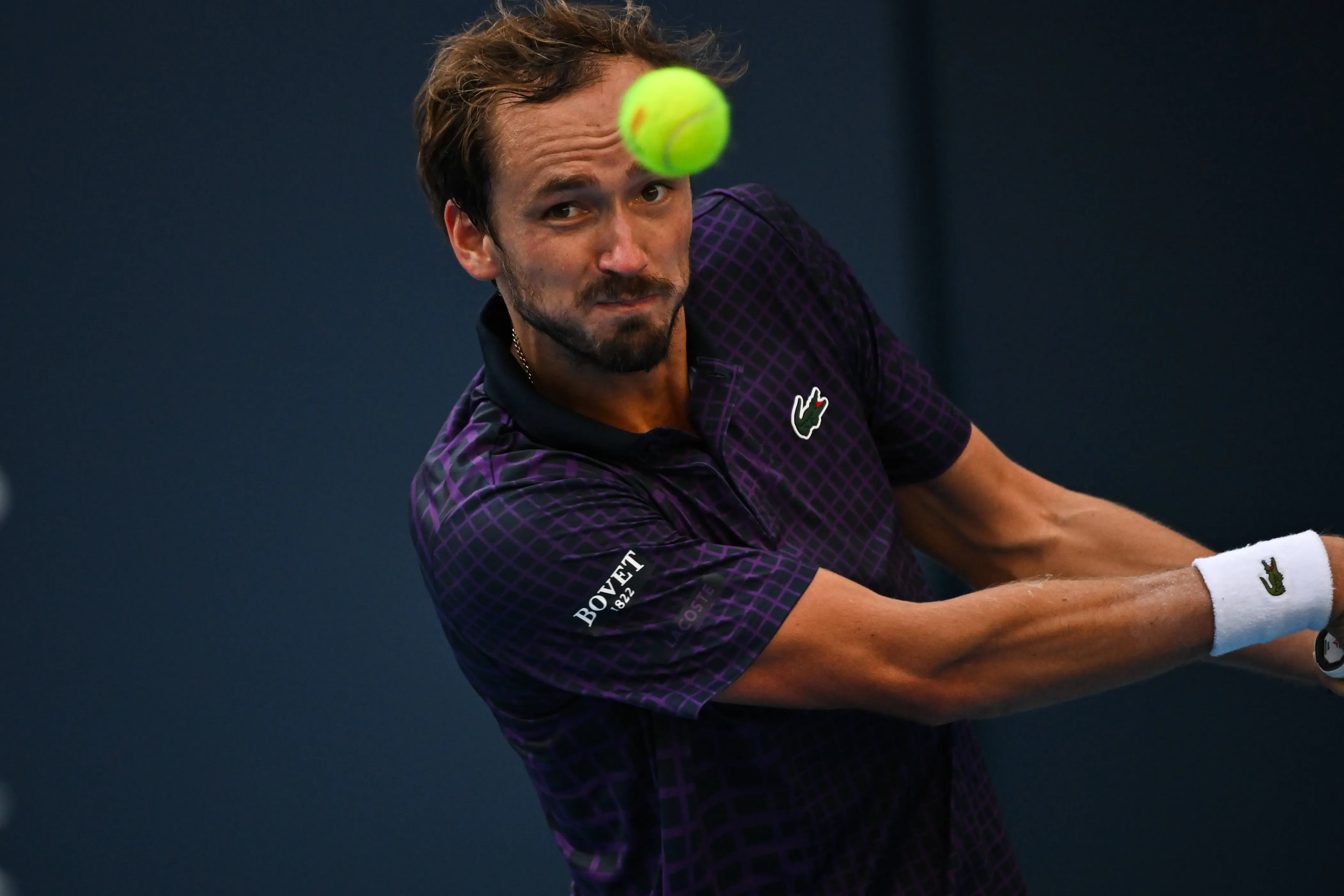 来首胜, 勒纳钱却出 来首胜, 勒纳钱却出