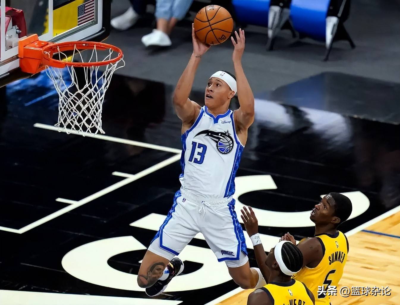 大约, 场均, 亮眼 大约, 场均, 亮眼